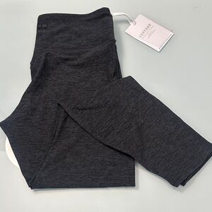 NWT Fabletics Luxe 360 Collection Leggings